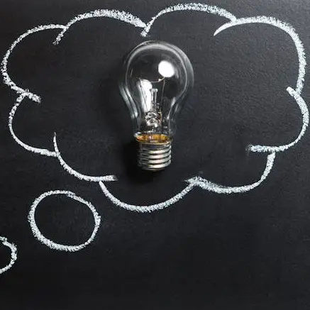 Light bulb drawn on a chalkboard